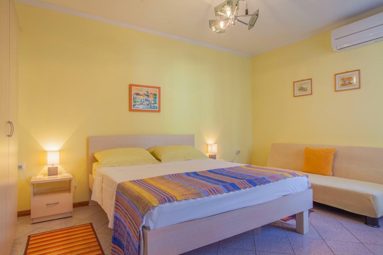 Rooms Ester Cres Exterior foto